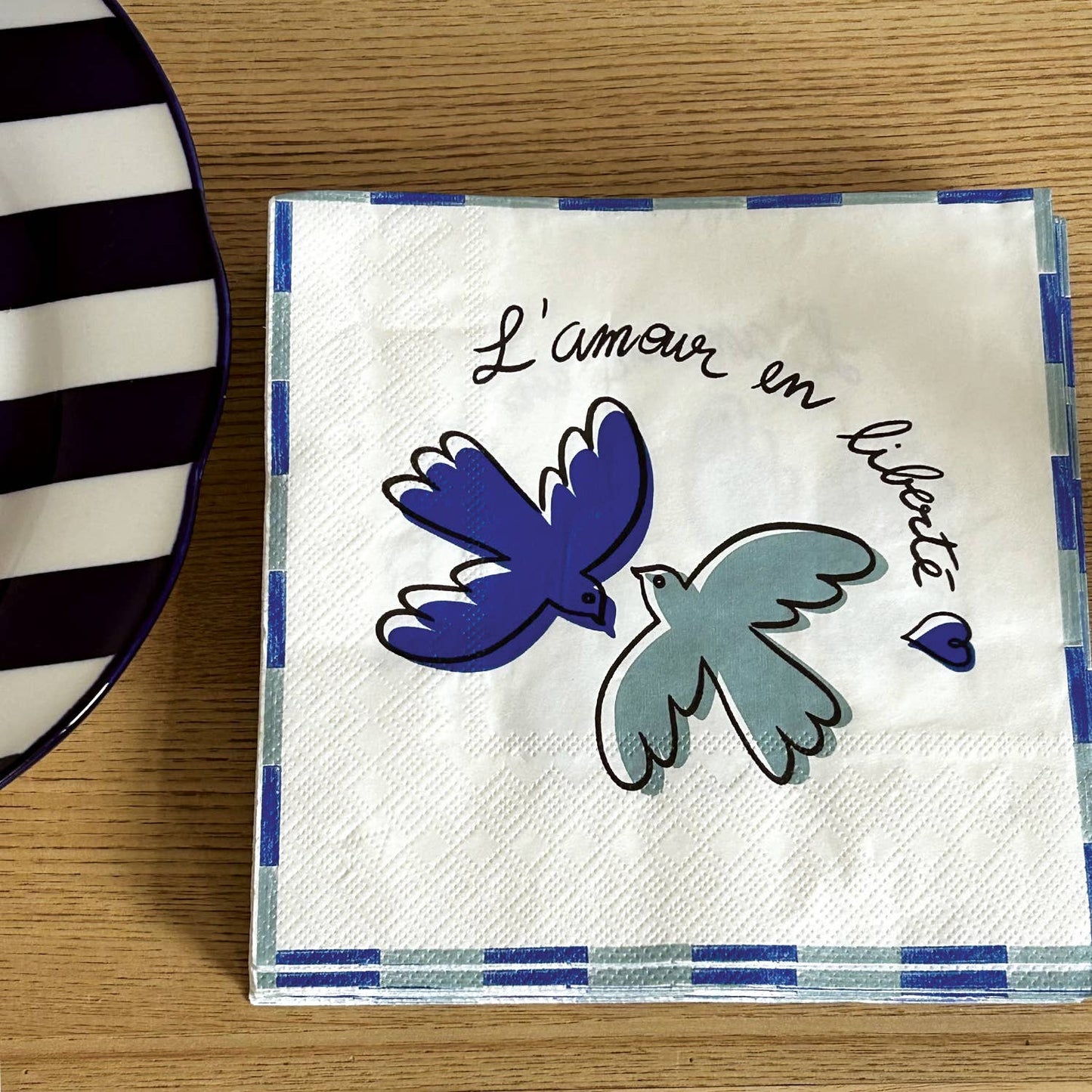 Blue love-bird paper napkins x20