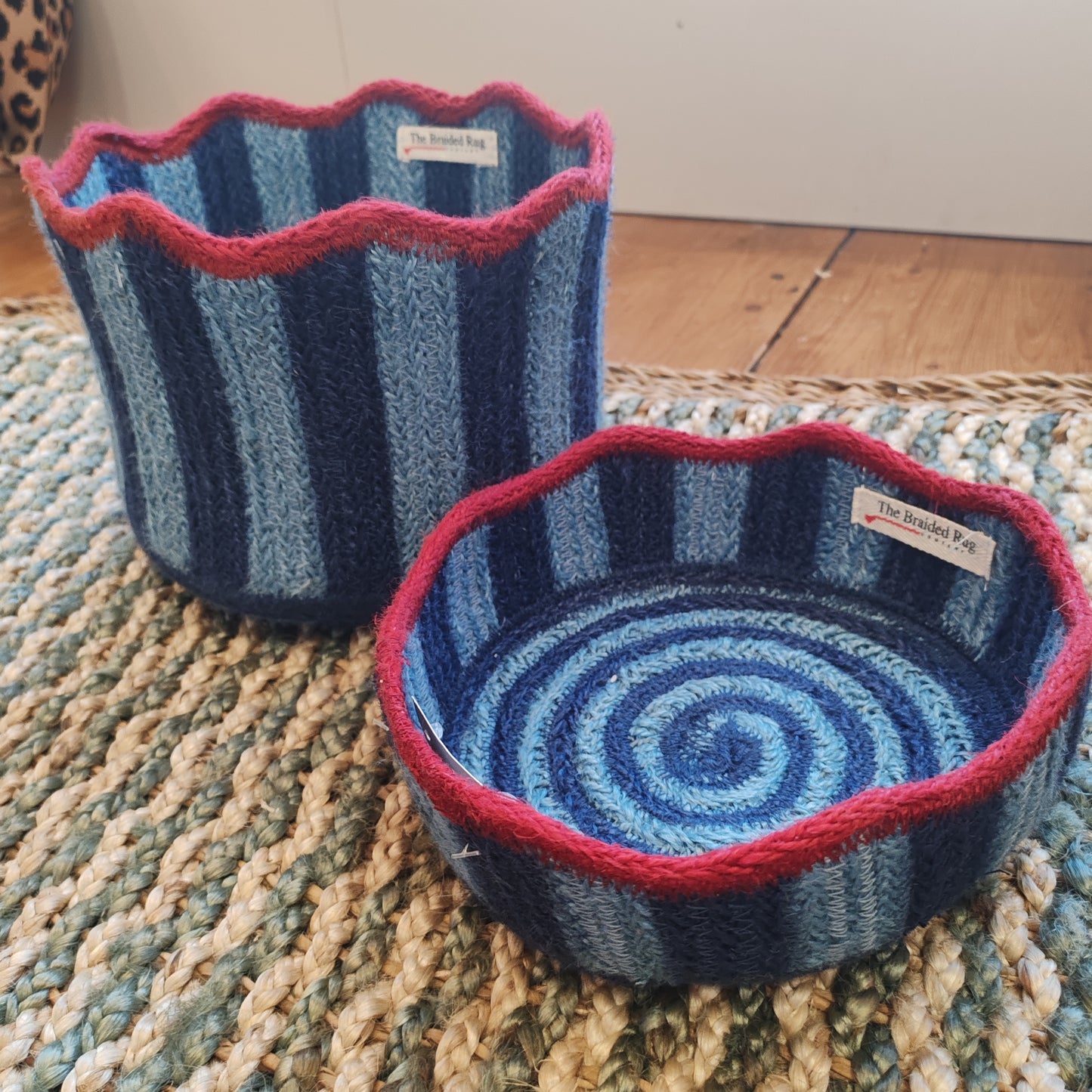 Scallop Edge Jute Medium badket. Blueberry and burgundy