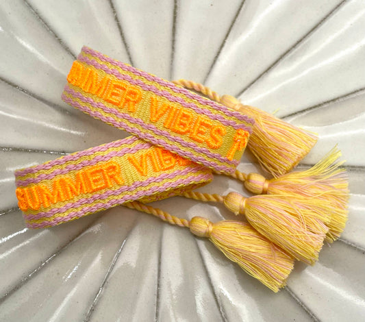 SUMMER VIBES statement bracelet woven, embroidered