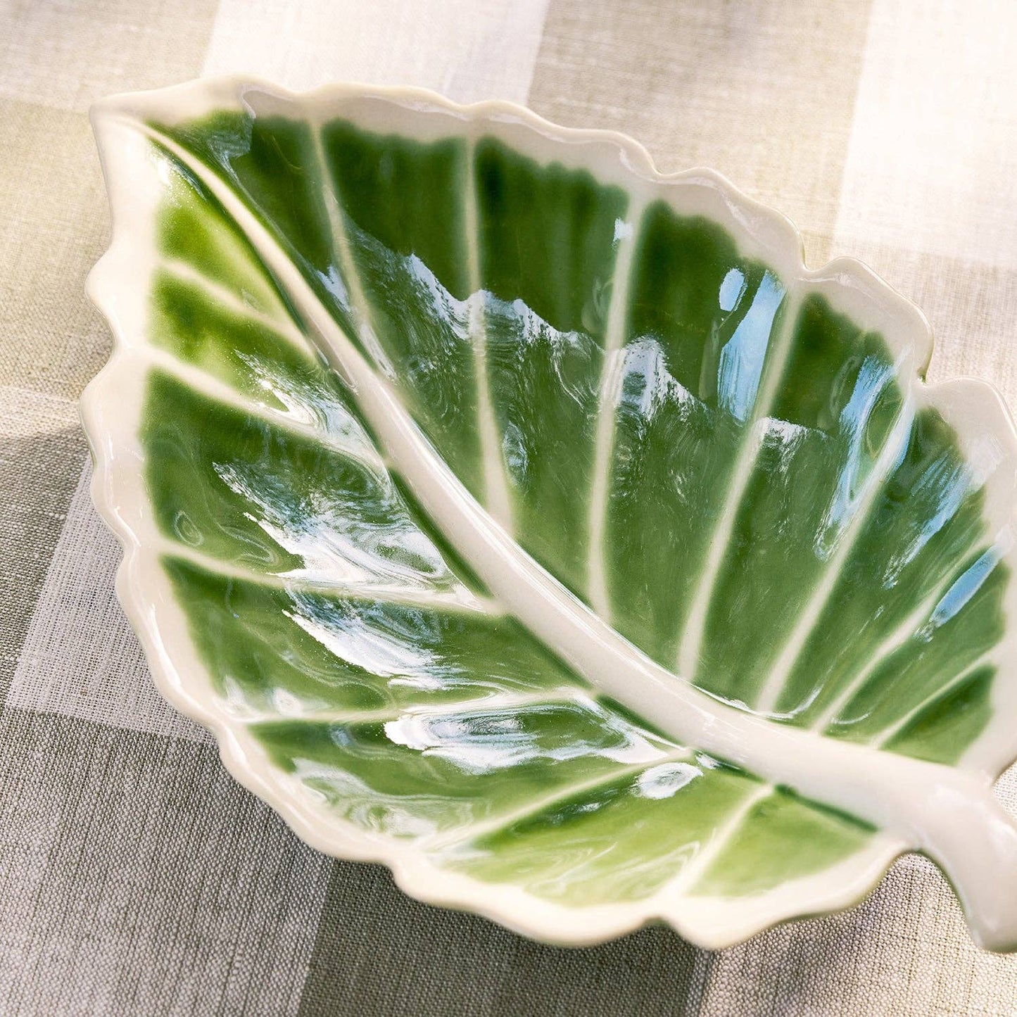 Leaf Stoneware Serving Dish