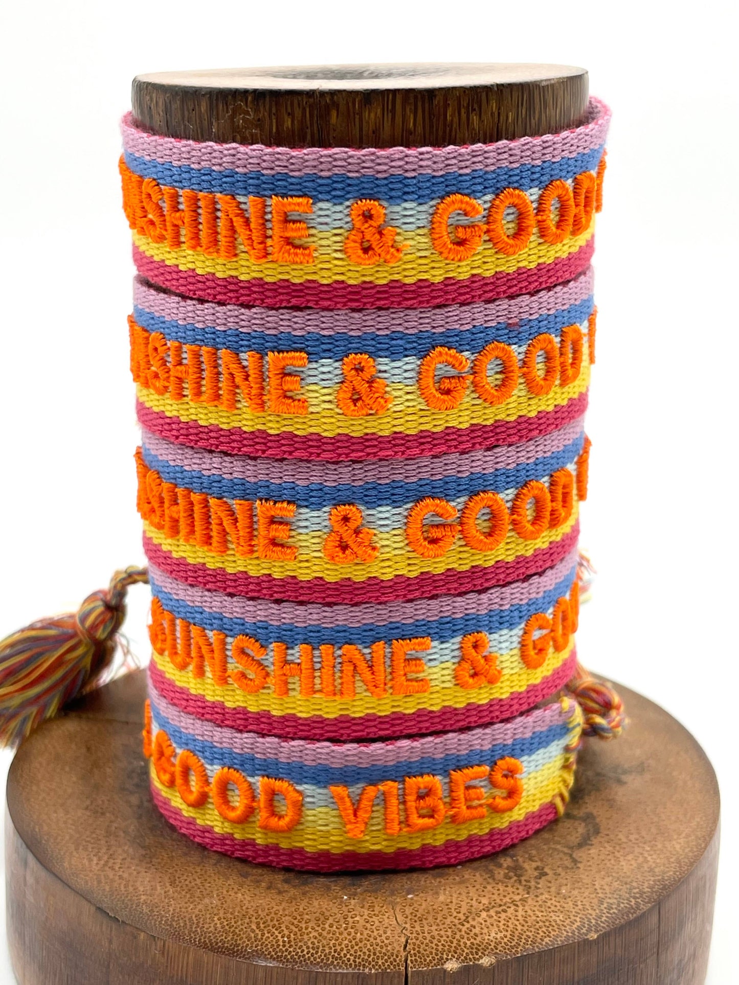 SUNSHINE & GOOD VIBES statement bracelet woven, embroidered