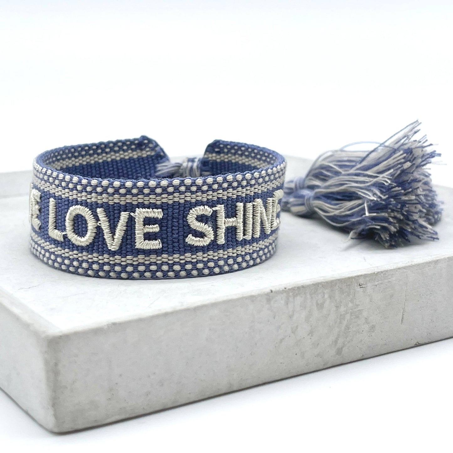 LIVE LOVE SHINE statement bracelet woven, embroidered