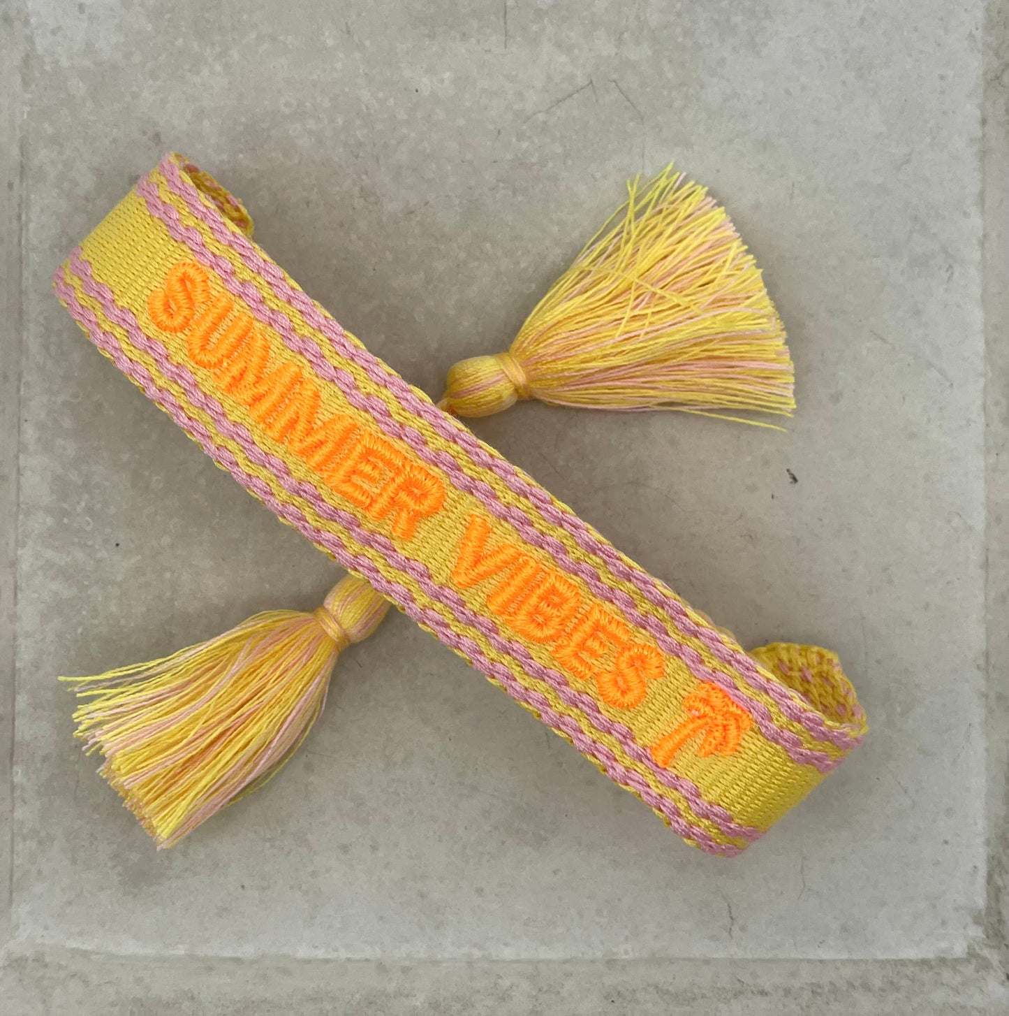 SUMMER VIBES statement bracelet woven, embroidered