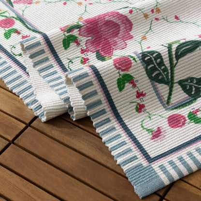 Claudia Floral Printed Indoor/Outdoor Outdoor Rug Candy Red