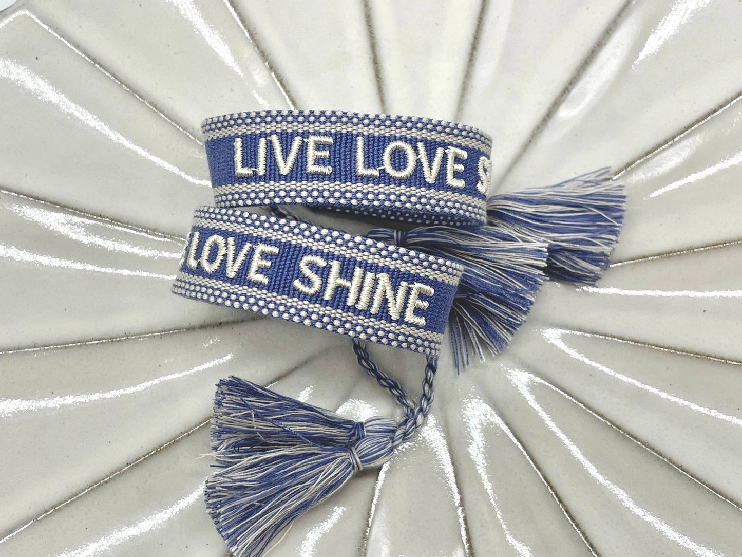 LIVE LOVE SHINE statement bracelet woven, embroidered