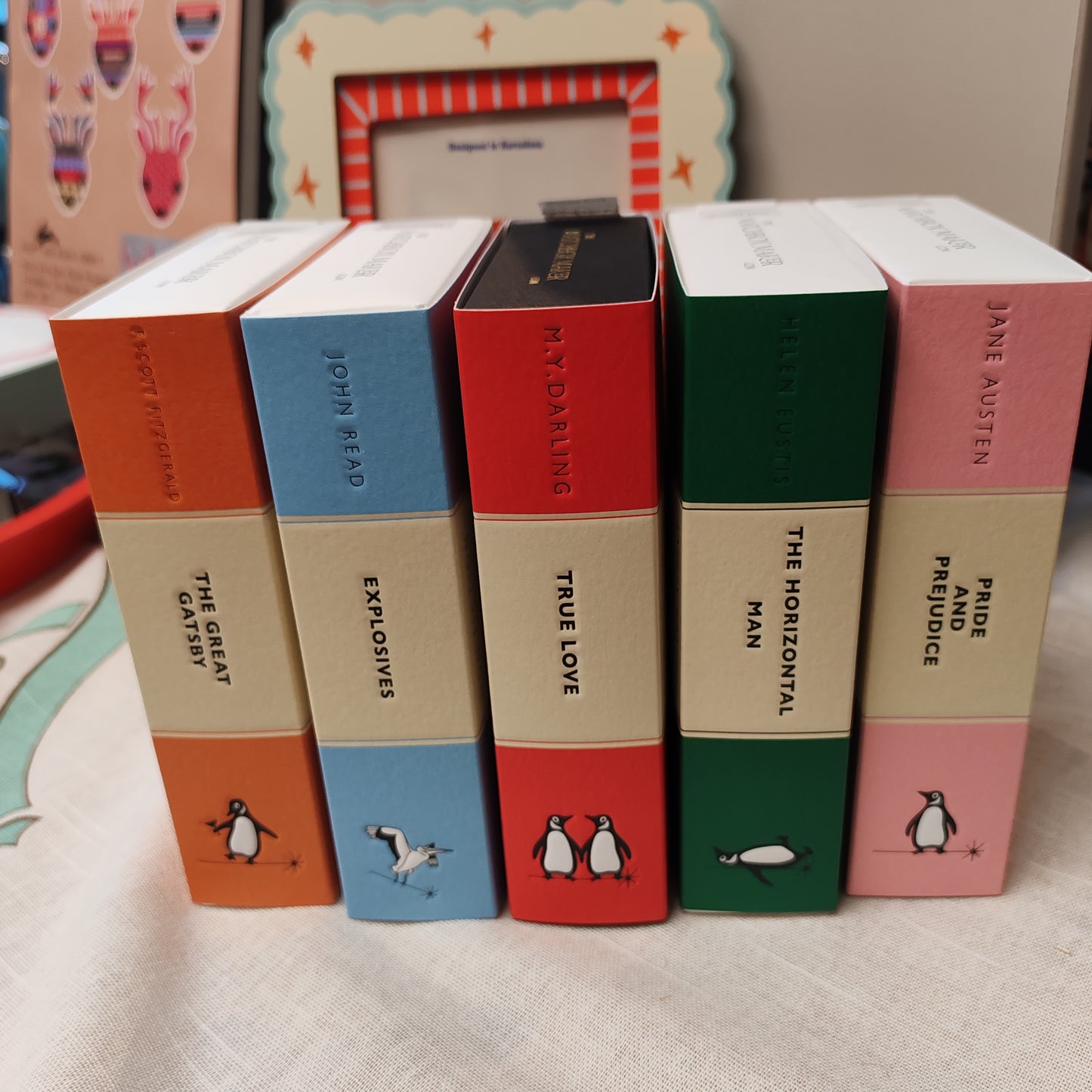 Reading book decorative box Matches, The Horizontal Man