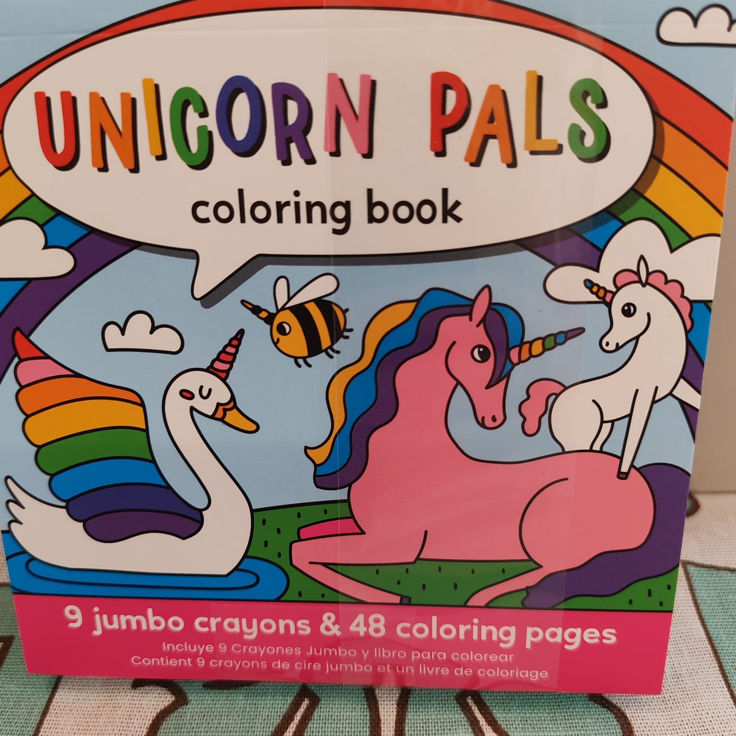 Carry along Colouring book with crayons "unicorn pals"