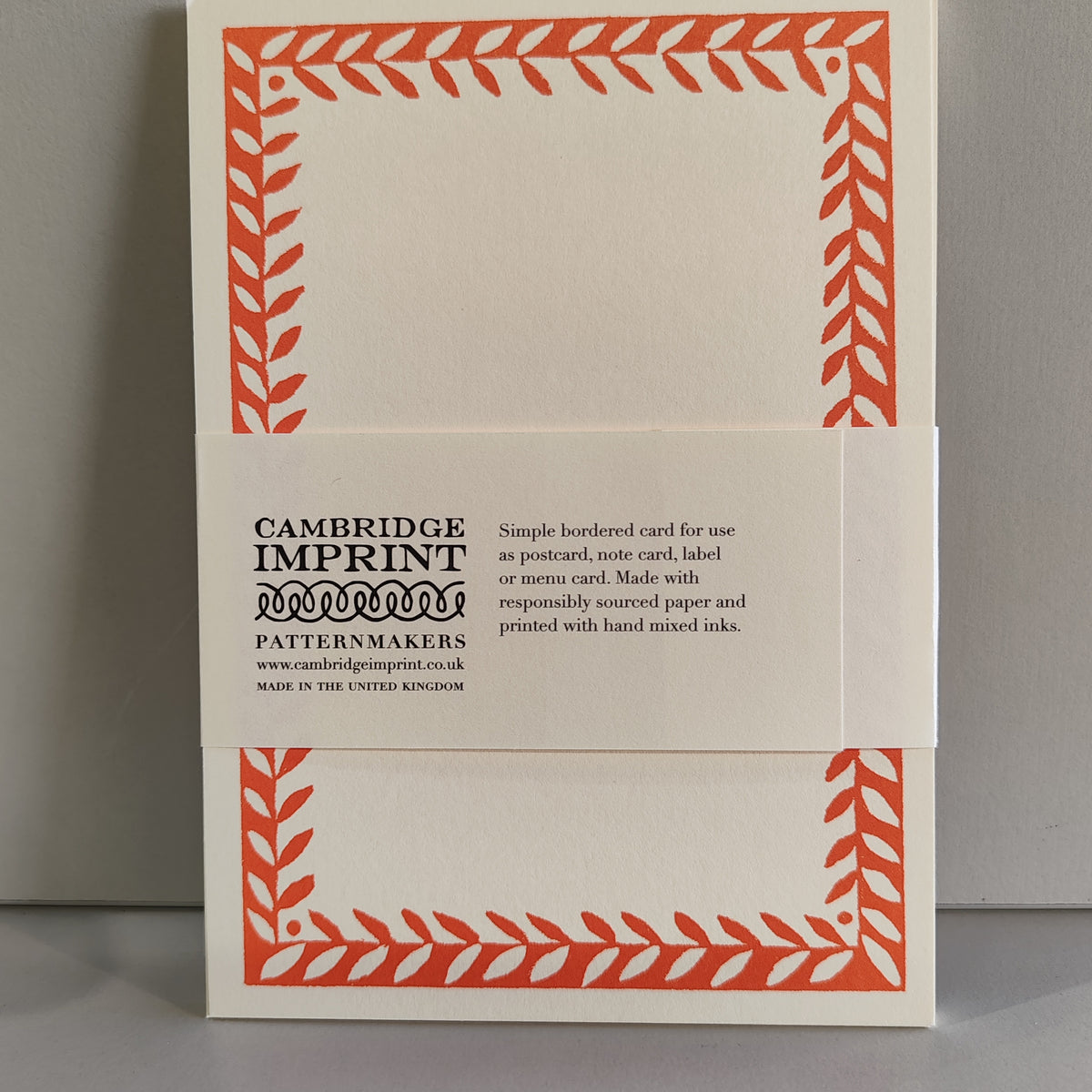 Pack 10 plain bordered Postcard. Colour Tomato