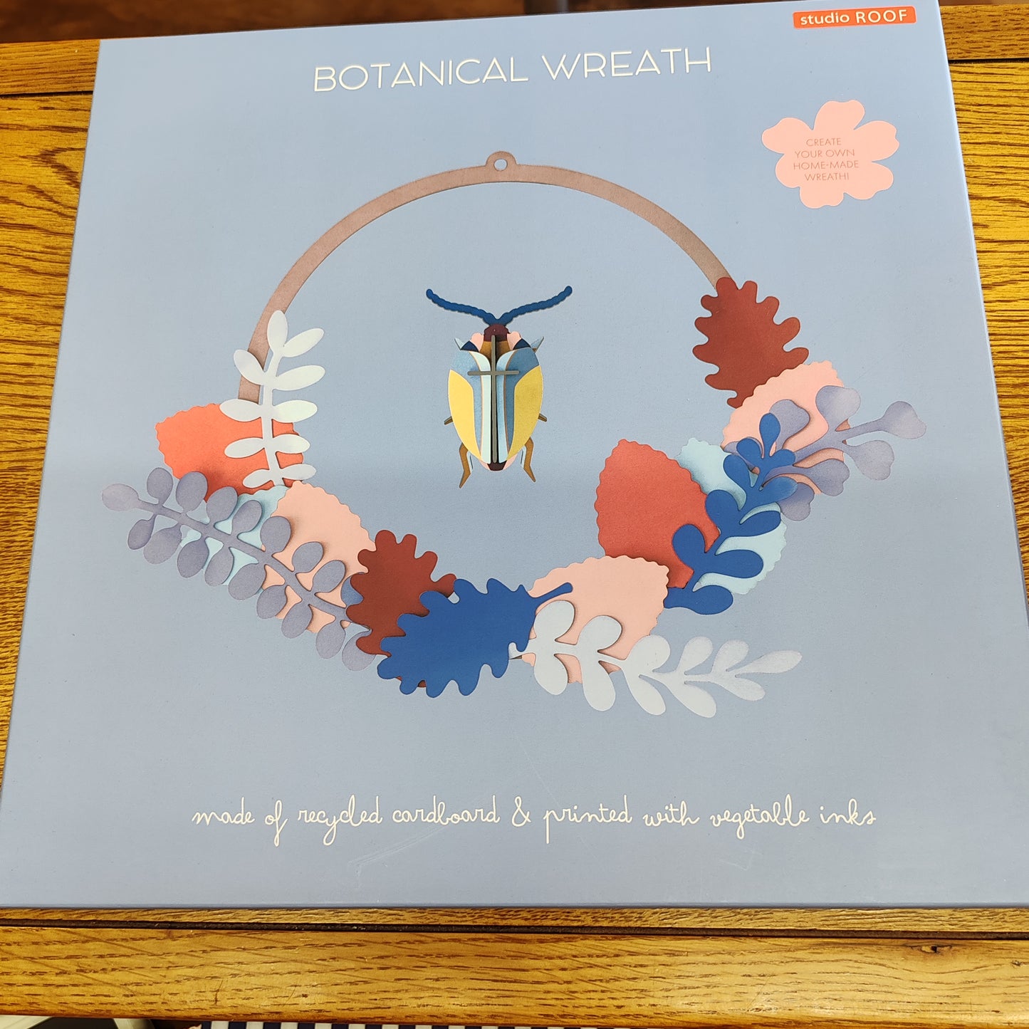 Botanical Wall Art Wreath with beetle