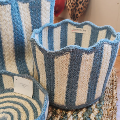 Scallop Edge blue and white Jute basket. Medium size