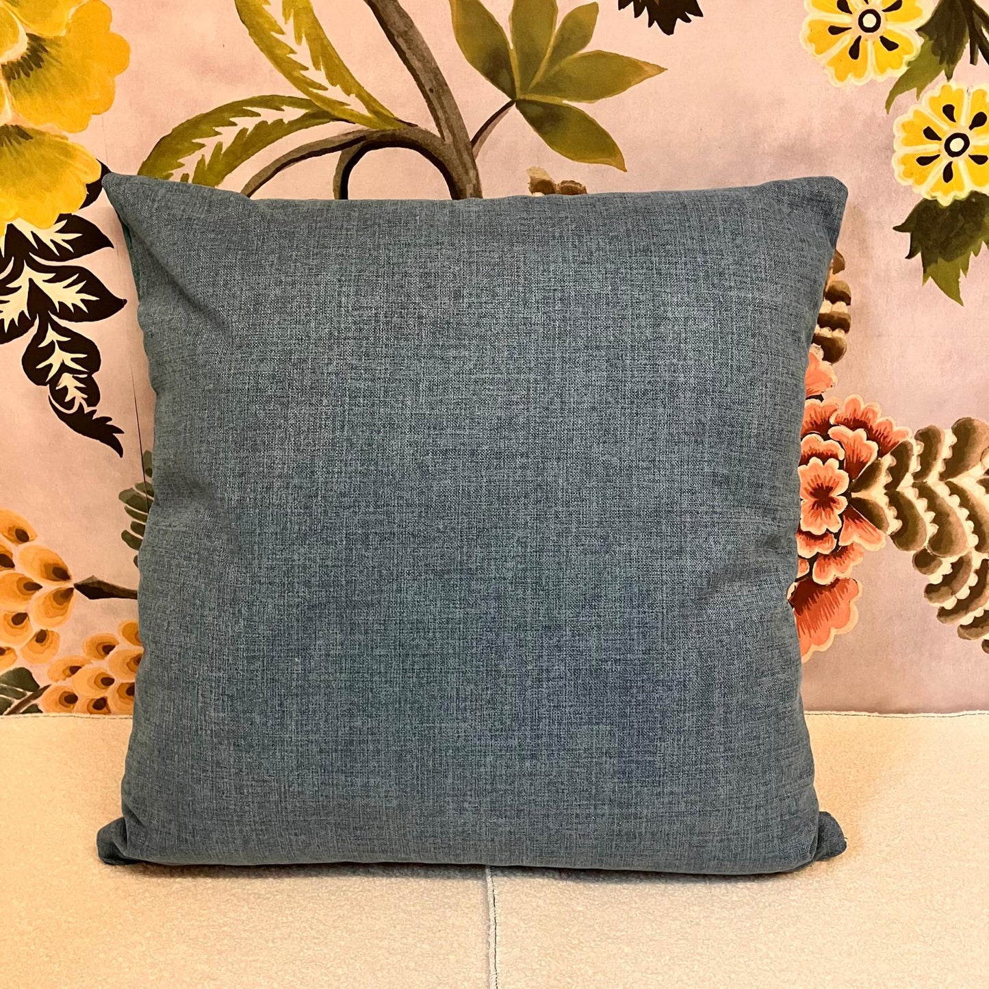 Becca Who Eden 18" cushion