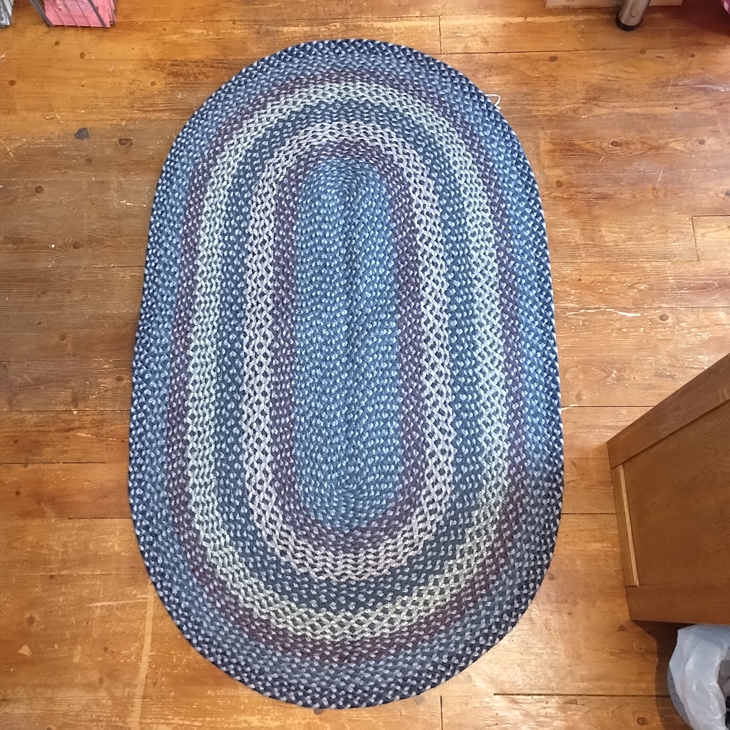 Lupin Oval Rug 3’x5’ (92 x 152 cm)