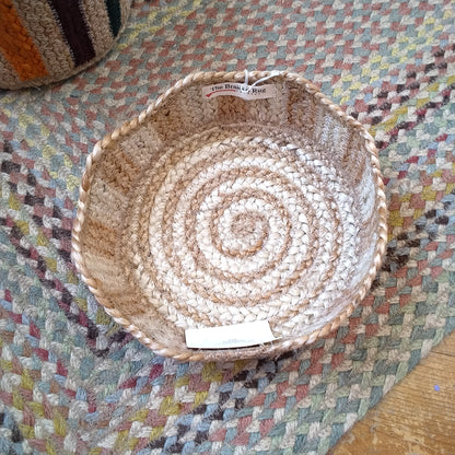 Tulip mini basket in Natural stripe