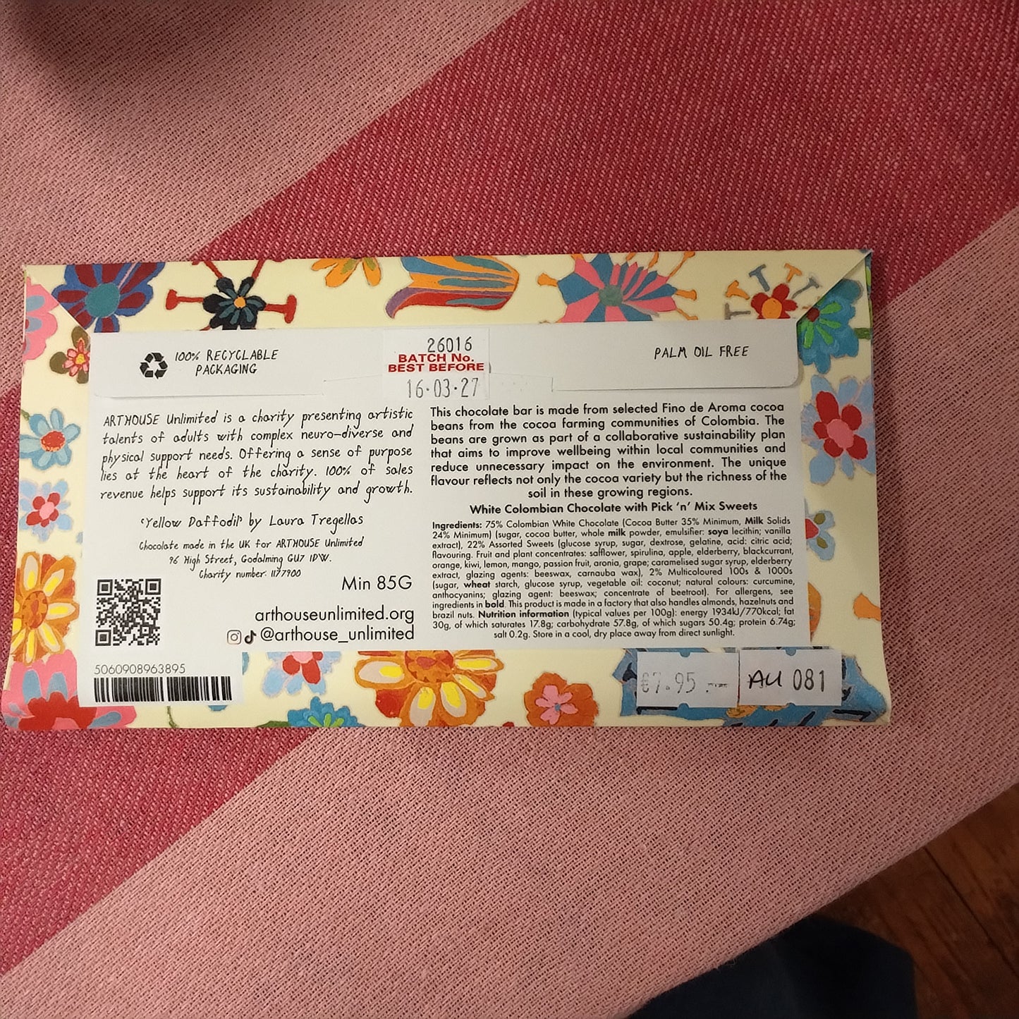 Yellow Daffodil White Chocolate Pic'n'Mix Bar