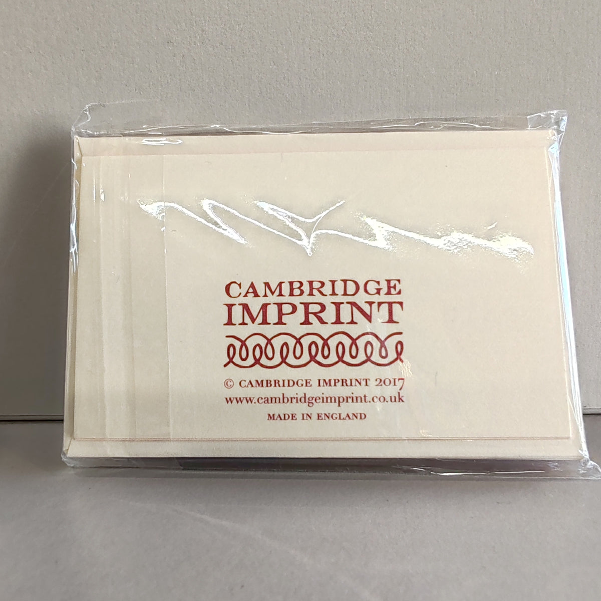 Pack of Arabesque Thank you gift cards. Raspberry