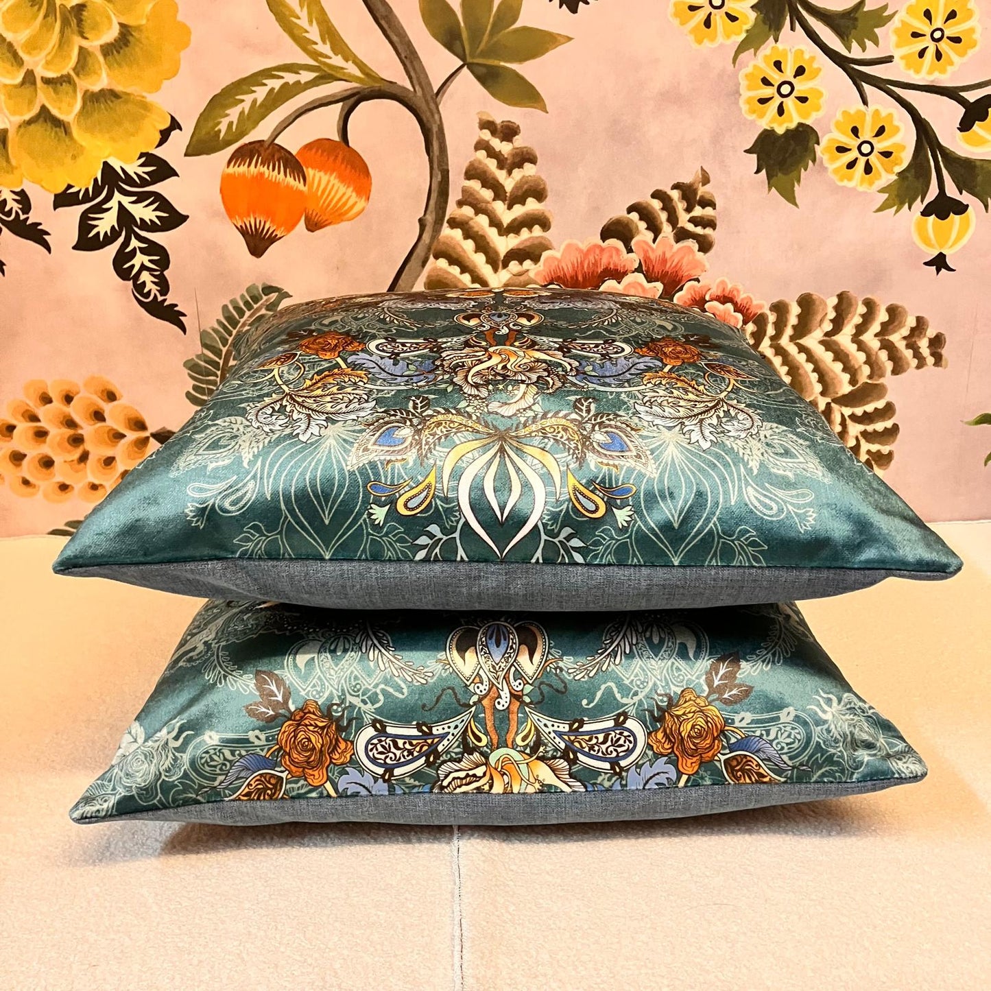 Becca Who Eden 18" cushion