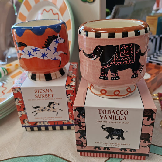 Adopo elephant ceramic scented candle. Scent Tobacco and Vanilla